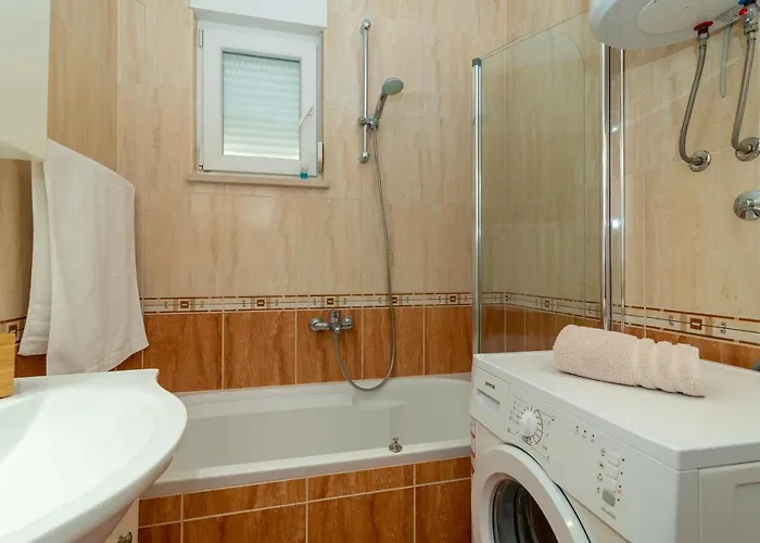 Angela アパート *